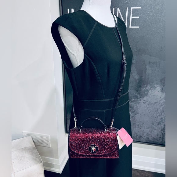 Kate Spade Odette glitter crossbody holiday berry colour / black trim NWT - Picture 5 of 7